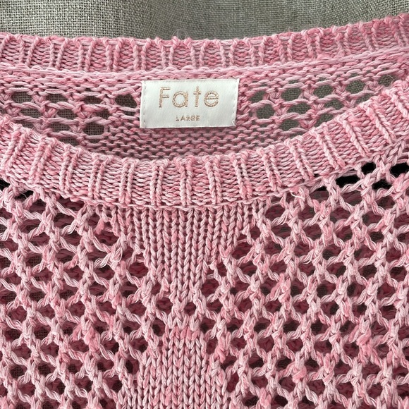 Fate Pink Crew Neck Sweater with Intricate Knit Design. Size L - Picture 2 of 5